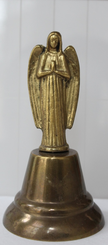 SJC Horánszky utca 14. és környéke, Jézus Szíve Templom, Loyola Café (külső) – 2014. február